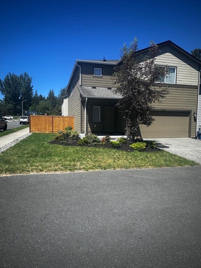 Building Photo - Spacious, modern 5-bed, 2.75-bath in sought-after Daisy Crossing Community in Sultan