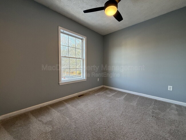 Building Photo - 10500 Boxmeer Ct