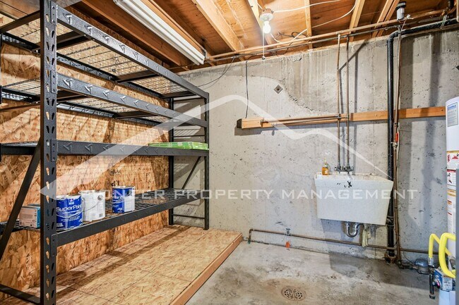 Building Photo - Spacious Home with 2 Car Garage and Fenced in Backyard!