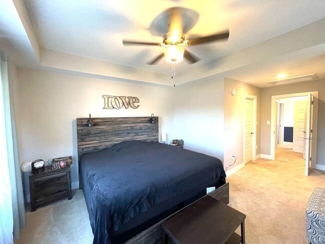 Building Photo - 3046 Fulton St