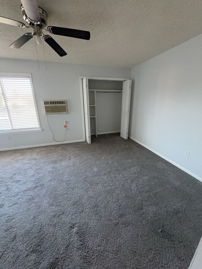 Primary Photo - Studio Apartment