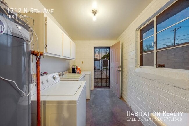 Building Photo - 1712 N 5th Ave