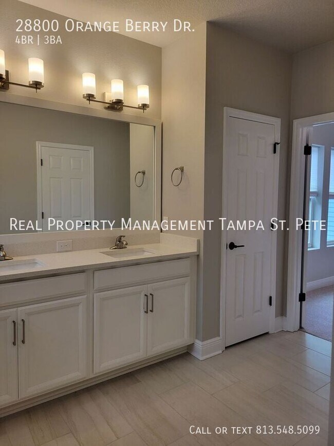 Building Photo - 28800 Orange Berry Dr