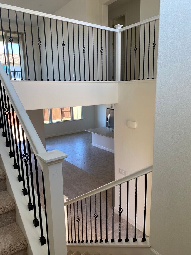 Building Photo - Luxury home in Springlake in Woodland