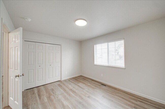 Building Photo - Beautifully Remodeled Home in Northwest Meridian