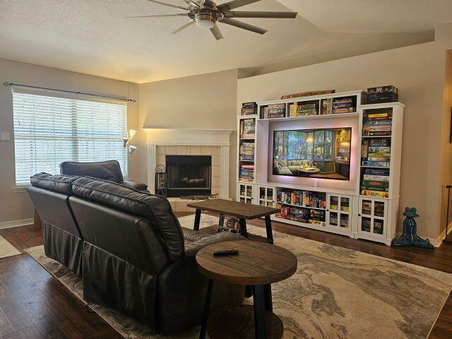 Building Photo - 2287 Heritage Cir