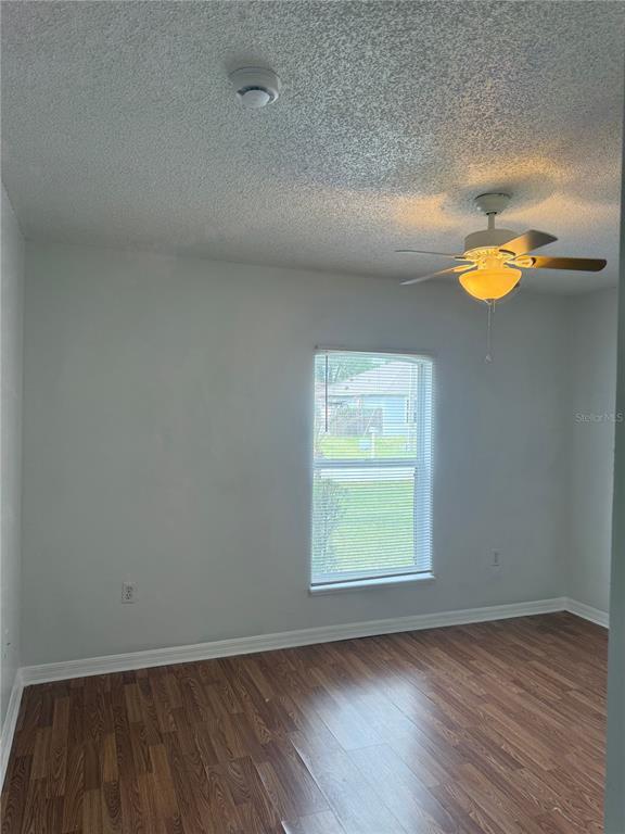 Building Photo - 405 Francisco Way