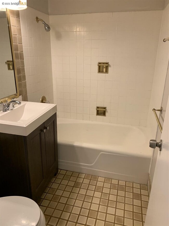 Building Photo - 2601 College Ave