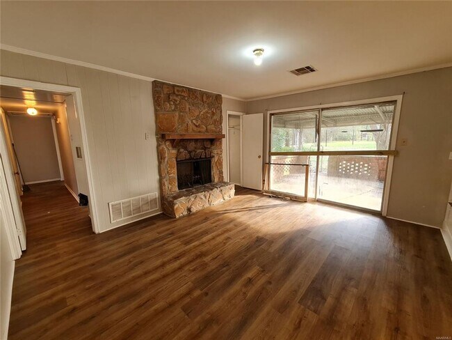 Building Photo - 4 Bed 2 Bath in 36111 zip code