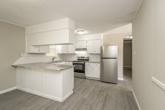 Building Photo - Charming 3-Bedroom Home on a Spacious Lot in Benton, AR – Perfect for Comfortable Living!