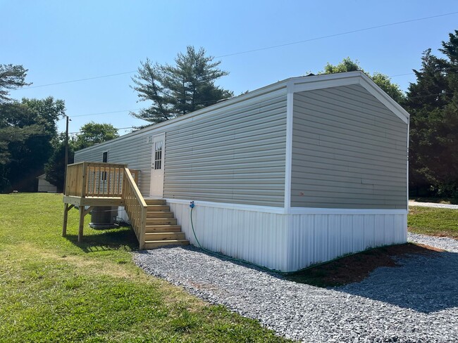 Building Photo - 2/2 in Cleveland County - New