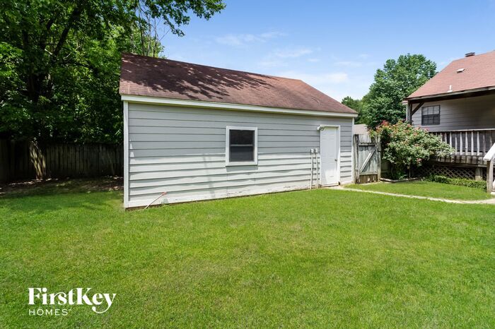 Building Photo - 6761 Bent Tree Ave