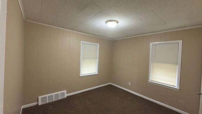 Building Photo - 8661 Fielding St