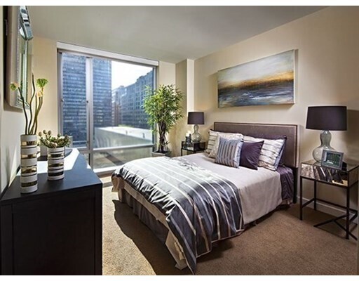 Building Photo - 88 Exeter St