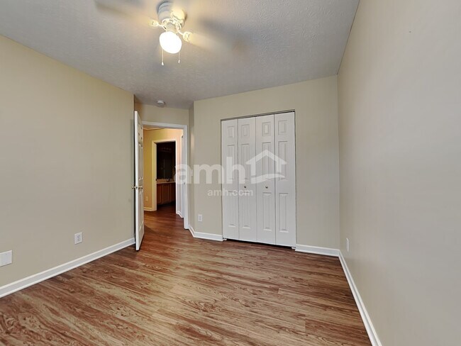 Building Photo - 1425 Windstar Ct