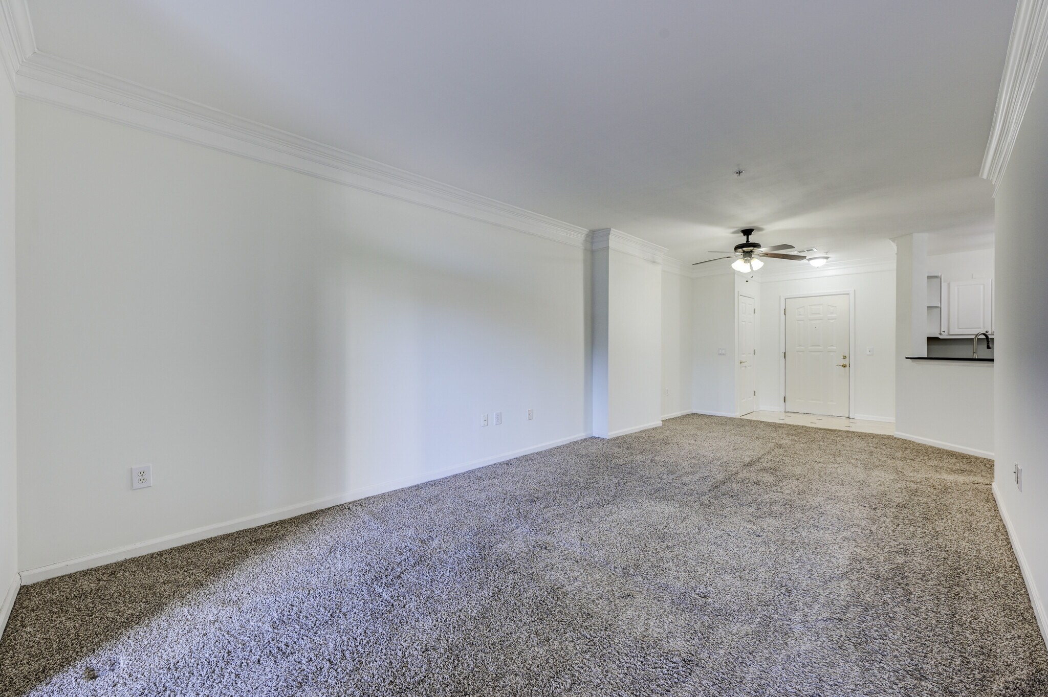 Building Photo - 3334 Peachtree Rd NE