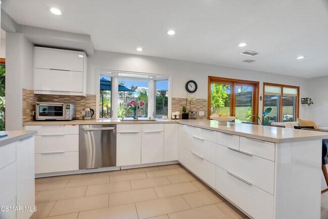 Building Photo - 28789 Eagleton St