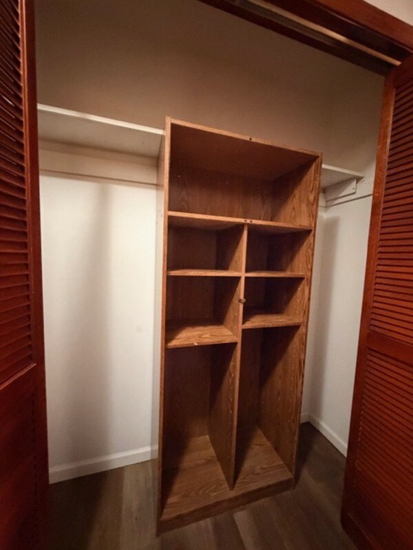 Building Photo - 250 Running Deer Rd