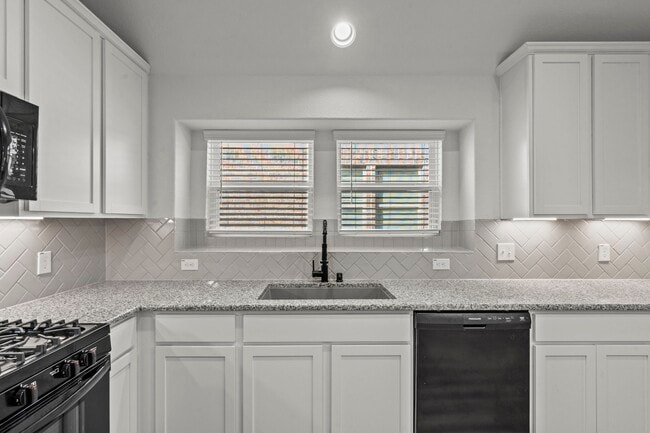 Building Photo - 5299 Cascade Ct