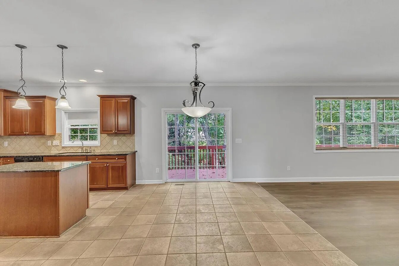 Building Photo - 9301 Perini Ct