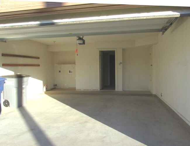 Building Photo - 11728 Mesquite Bush Dr