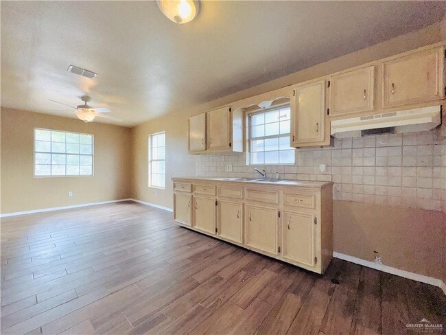 Building Photo - 2757 Melba Ave
