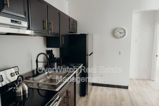 Building Photo - 3009 W 33rd Ave
