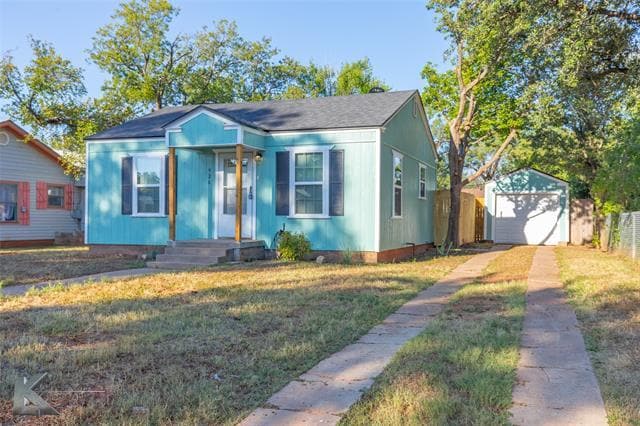 Building Photo - 926 Sunset Dr