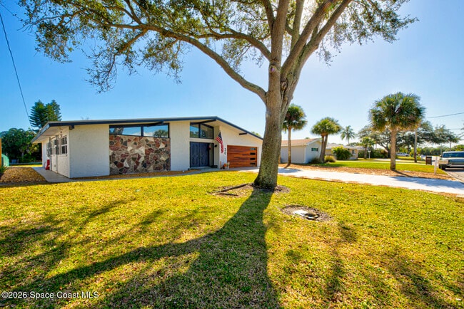 Building Photo - 30 Westview Ln