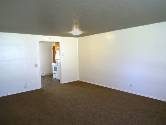 Building Photo - 655Mayfair - FH