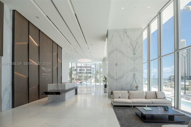 Building Photo - 300 Biscayne Blvd