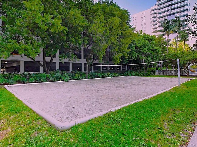 Building Photo - 850 N Miami Ave