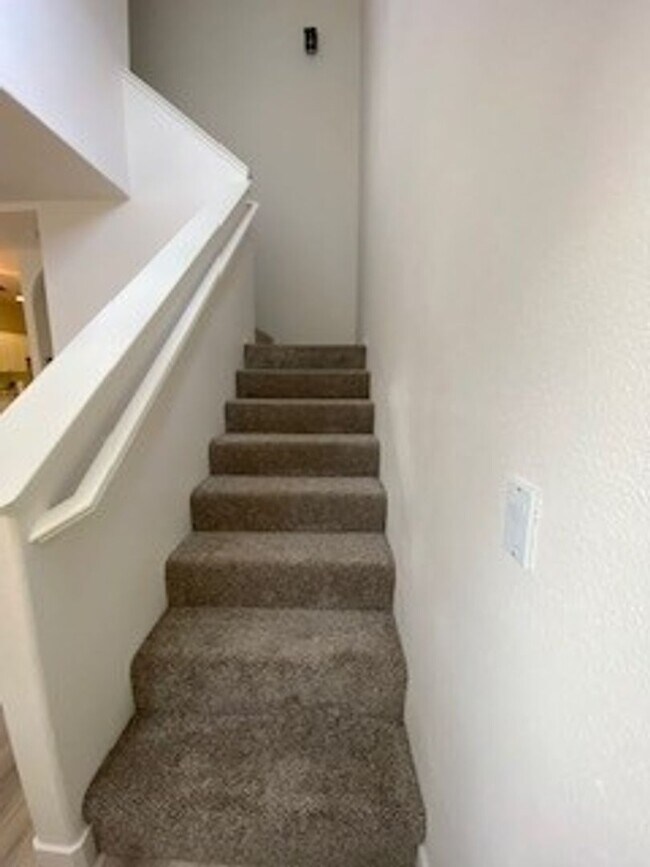 Building Photo - 3569 Mashie Court