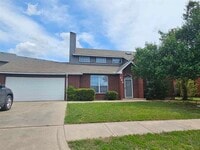 Building Photo - 404 SW 80th St