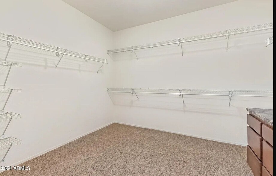 Building Photo - 45031 W Woody Rd