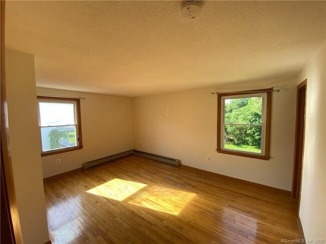 Bedroom 2 of 4 - 149 Tanglewood Dr