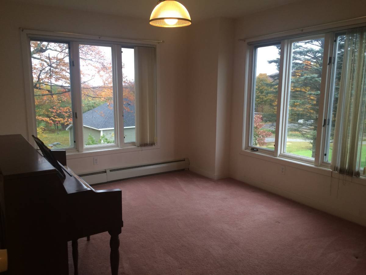 Building Photo - 2162 VT-108