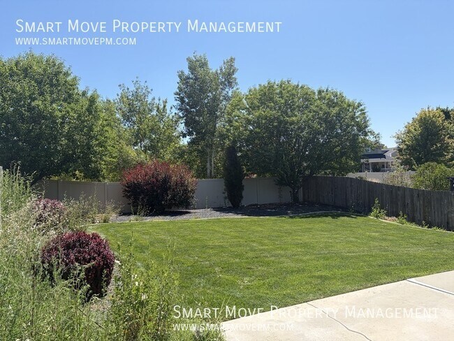 Building Photo - 5444 S Pepperridge Way