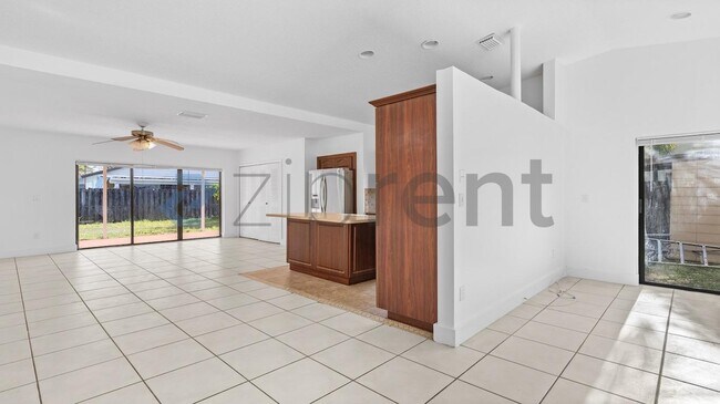 Building Photo - 16110 SW 300th St