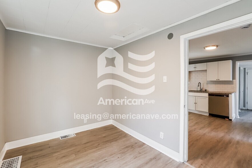 Building Photo - 3632 Jaynes St