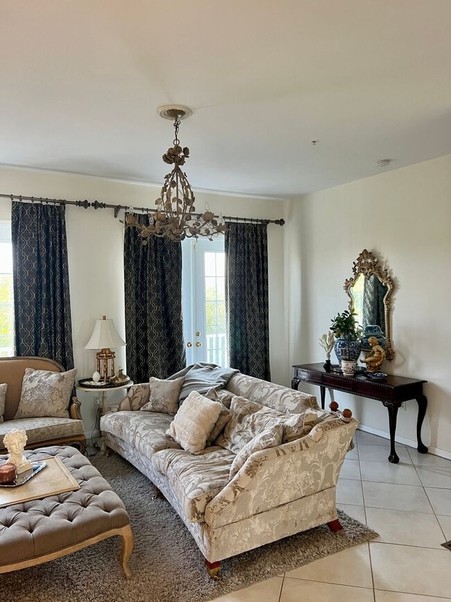 Building Photo - Live on a private island!- Bradenton, FL