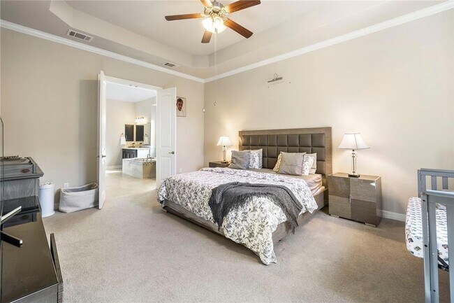 Building Photo - 203 Montalcino Blvd