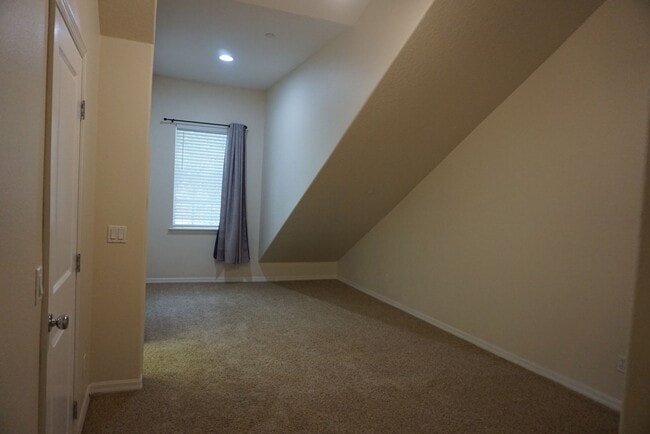 Building Photo - Two Story Townhome Clermont Yacht Club