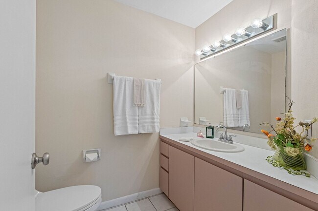 Building Photo - Sailboat-Ready Waterfront Home with Spectacular Scenic Views