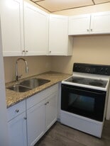 Building Photo - 45 Millbury St