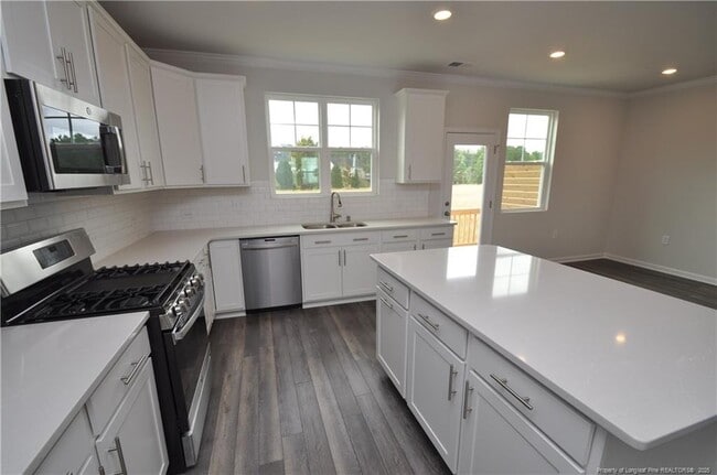 Building Photo - 1057 Shoreside Dr