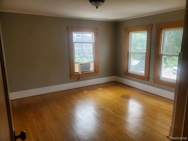 Building Photo - 36818 Goddard Rd