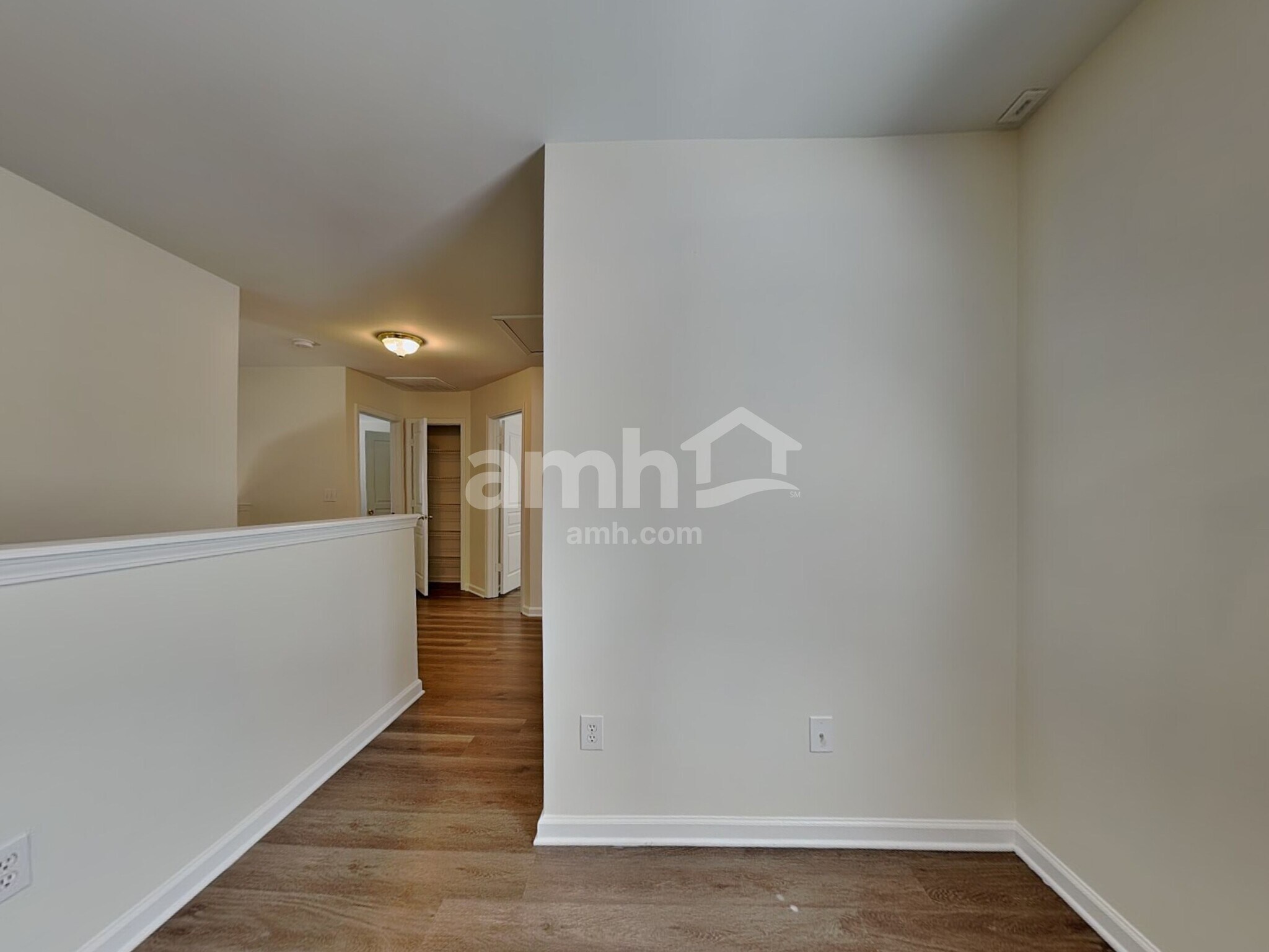 Building Photo - 10607 Secret Garden Ln
