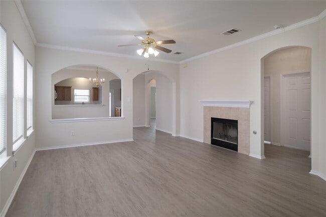 Building Photo - 1740 Amberwood Loop