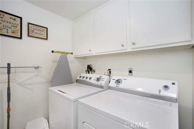 Building Photo - 25625 Bridgewater Ln